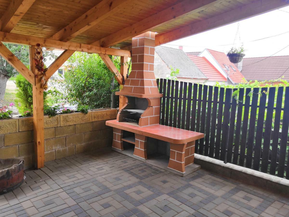 Apartman Marie Мутенице Экстерьер фото